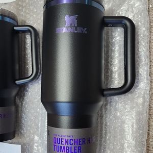 BNWT 40oz Stanley Black Chroma Tumbler